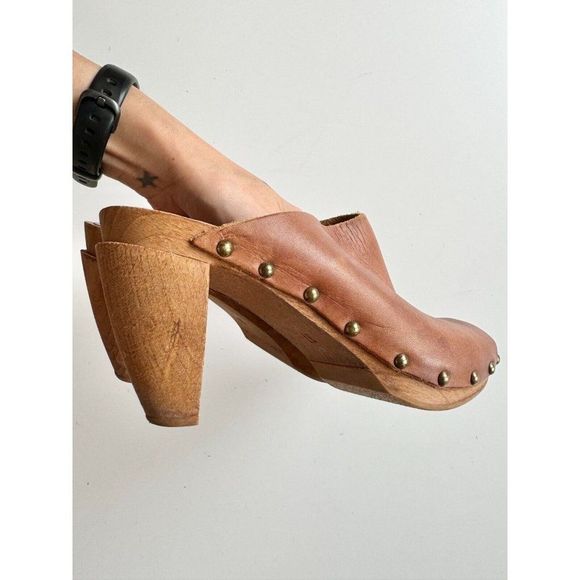 BOSABO Brown Leather Studded Wood Platform Heeled Clogs, Size 37 - Picture 4 of 15